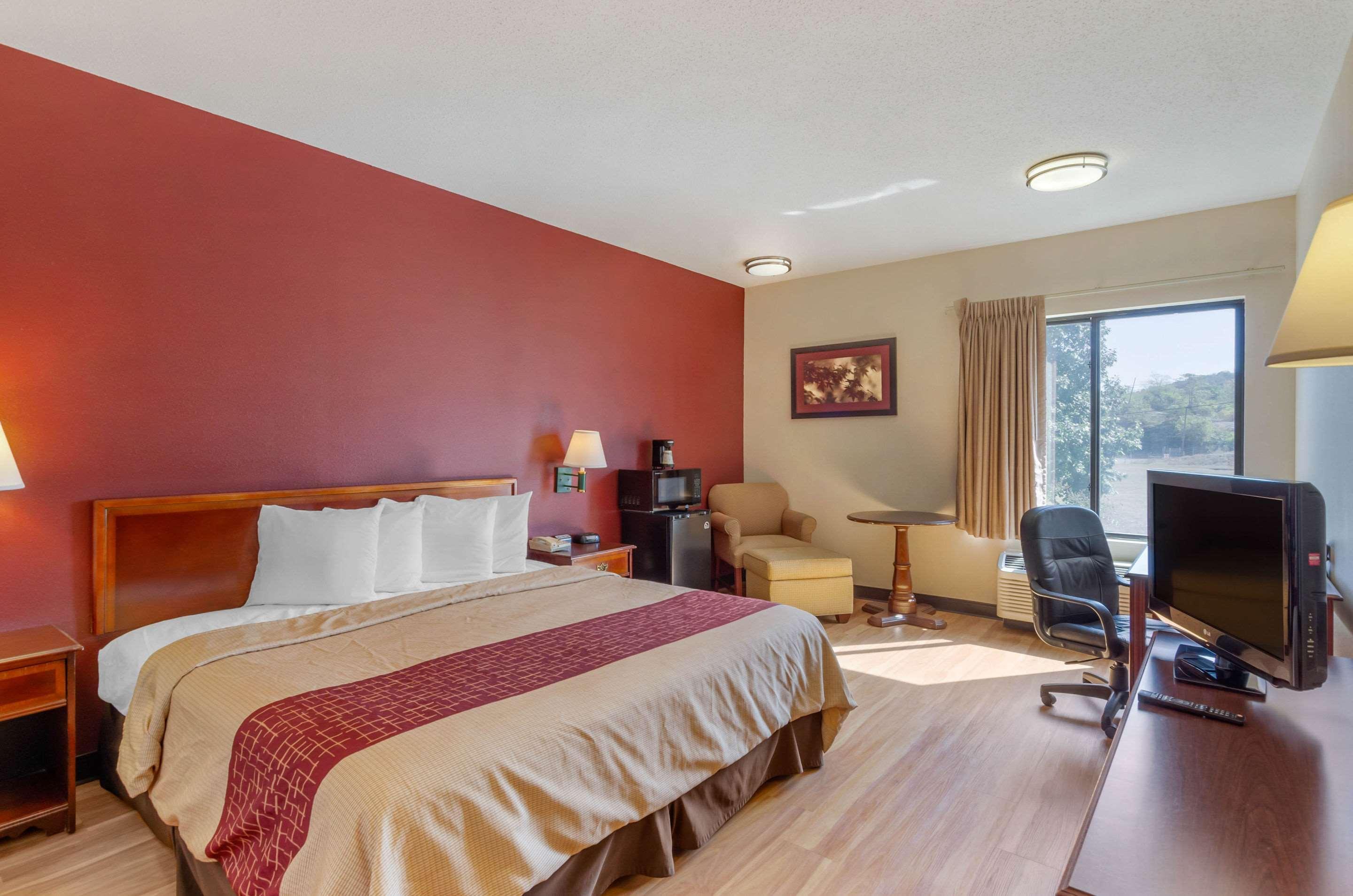 Comfort Inn & Suites Troutville - Roanoke North - Daleville Exterior photo